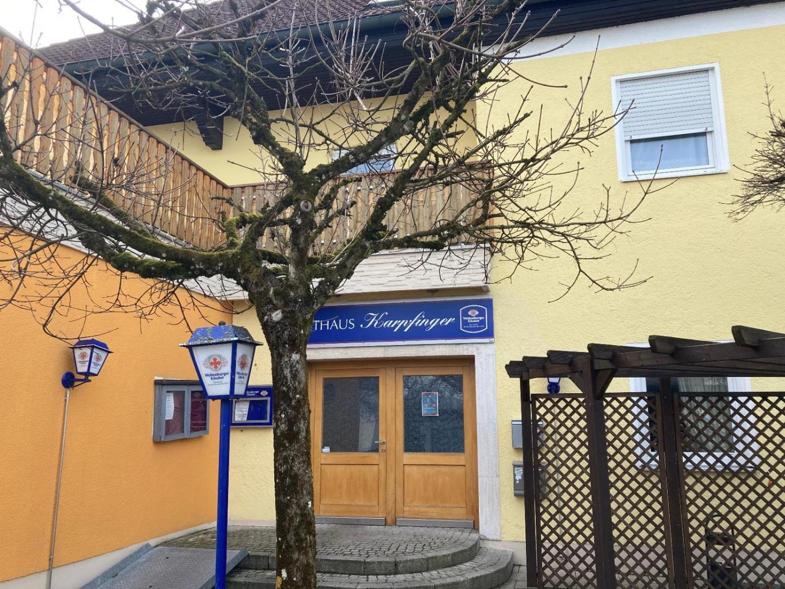 Gasthaus Karpfinger Aiterhofen Buitenkant foto